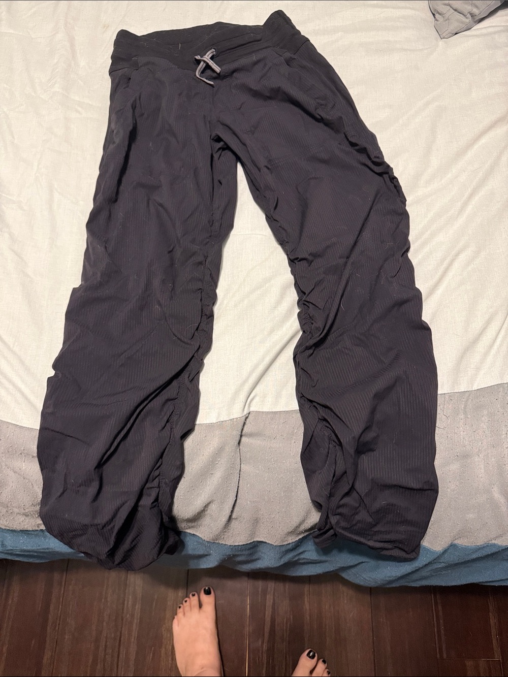 lululemon athletica kids line ivivva Black Drawstring dance pants
